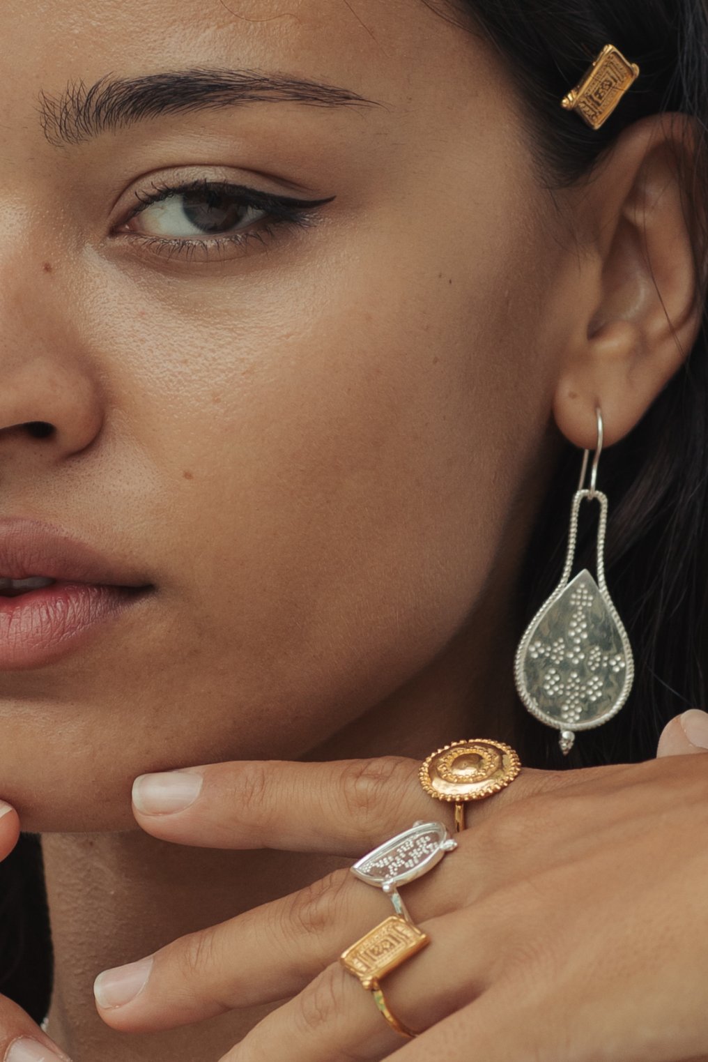 Nahla earrings - sterling silver